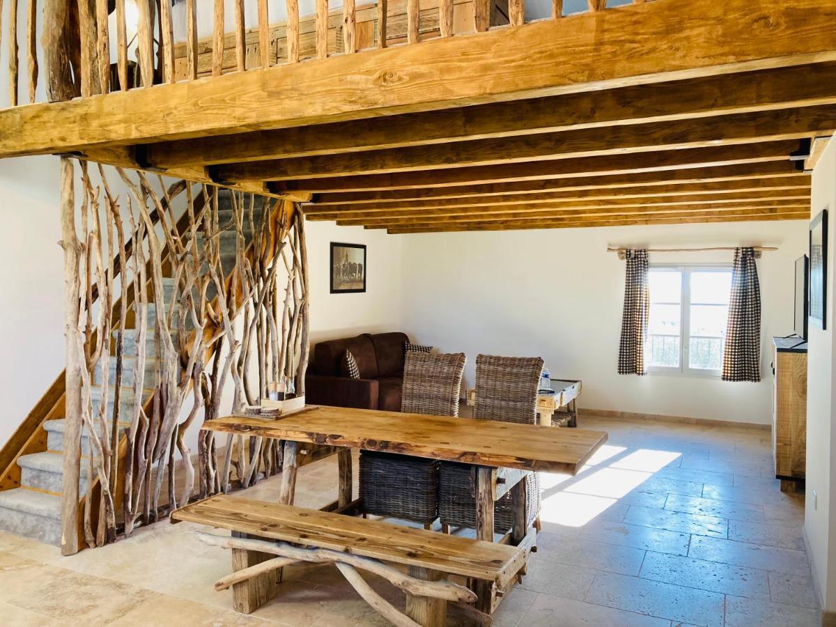 Bed and Breakfast Manade Des Baumelles Saintes-Maries-de-La-Mer Exterior foto