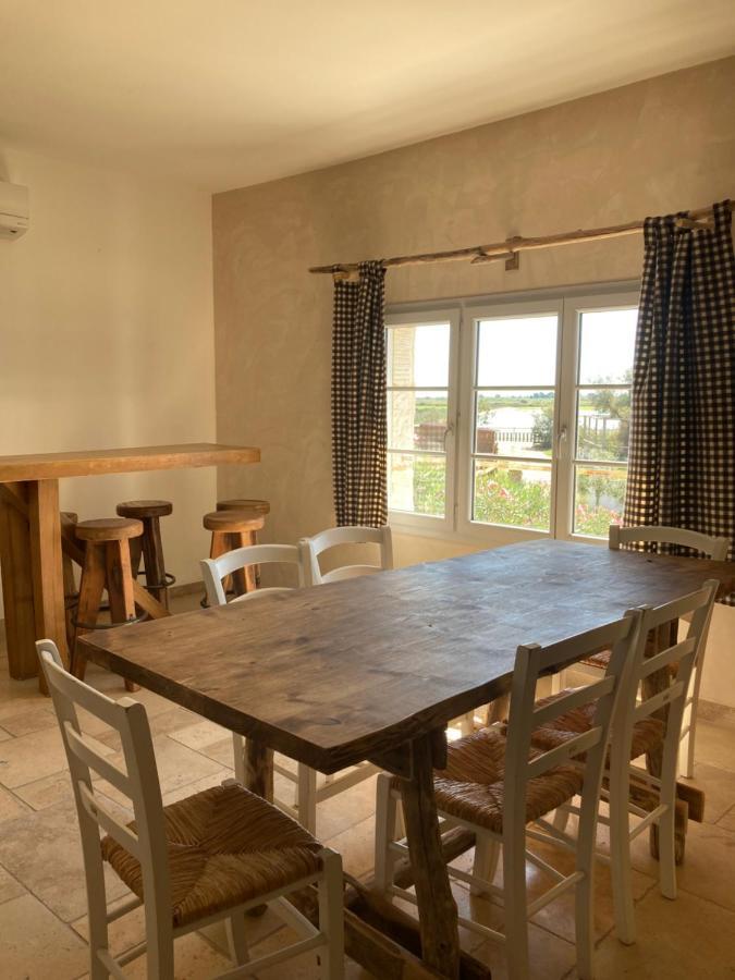 Bed and Breakfast Manade Des Baumelles Saintes-Maries-de-La-Mer Exterior foto