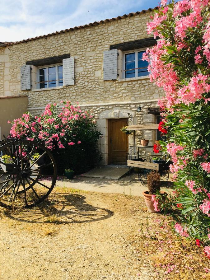 Bed and Breakfast Manade Des Baumelles Saintes-Maries-de-La-Mer Exterior foto