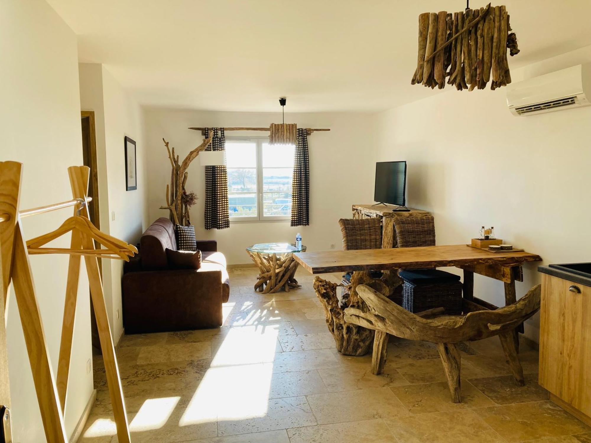Bed and Breakfast Manade Des Baumelles Saintes-Maries-de-La-Mer Exterior foto